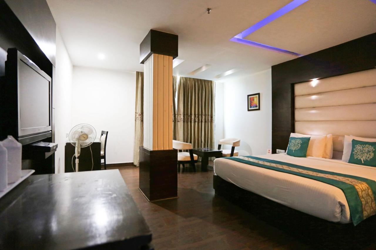 Capital O 7331 Hotel Downtown New Delhi Luaran gambar