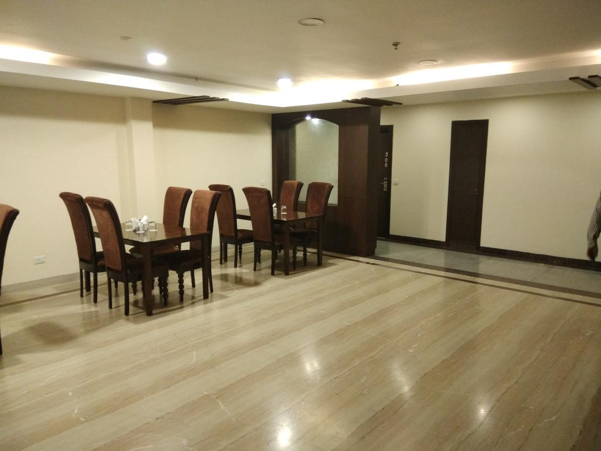 Capital O 7331 Hotel Downtown New Delhi Luaran gambar